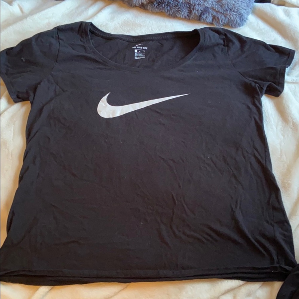Nike tee